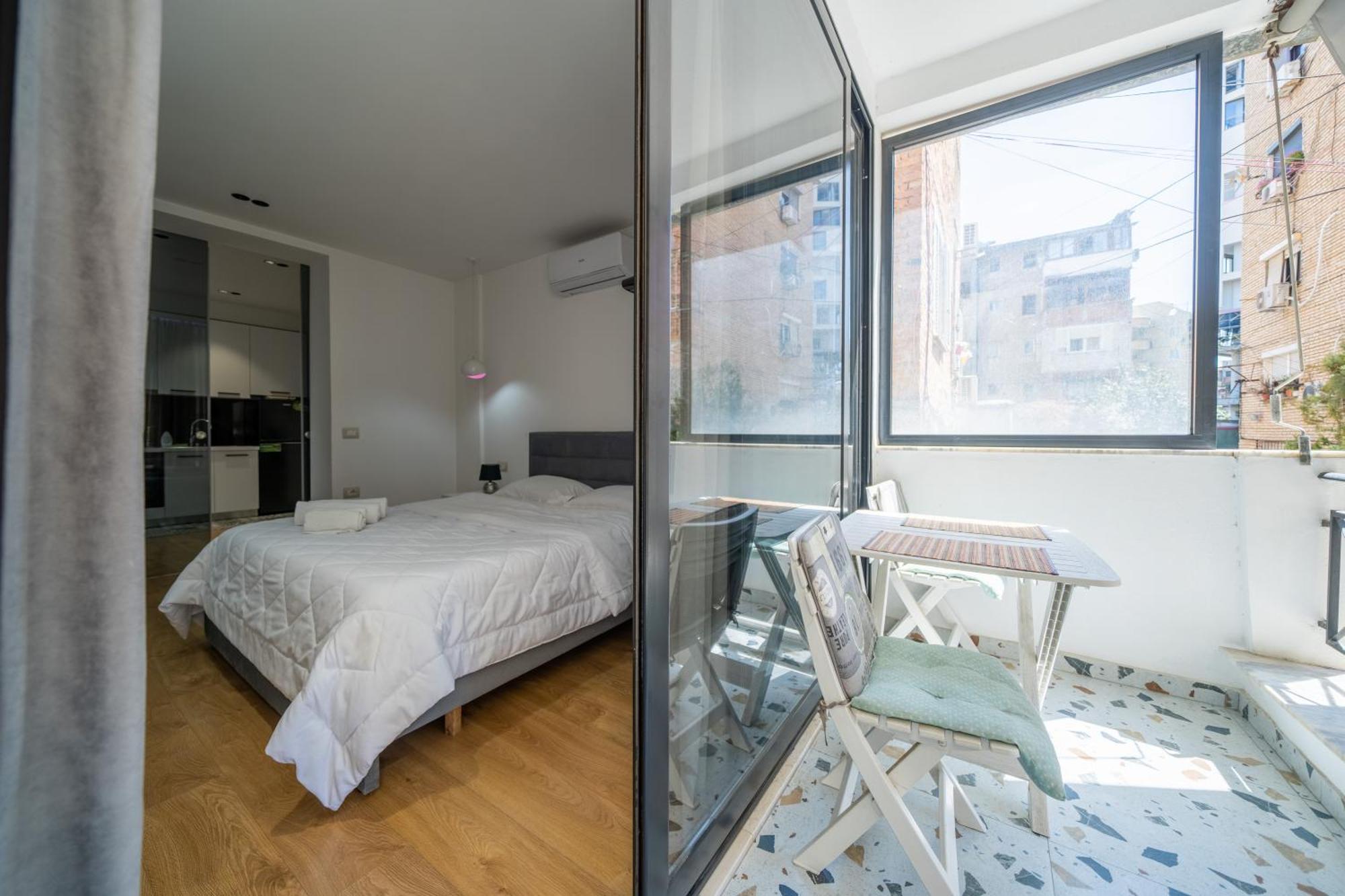 Cosy Urban Central Apartment Tirana Extérieur photo