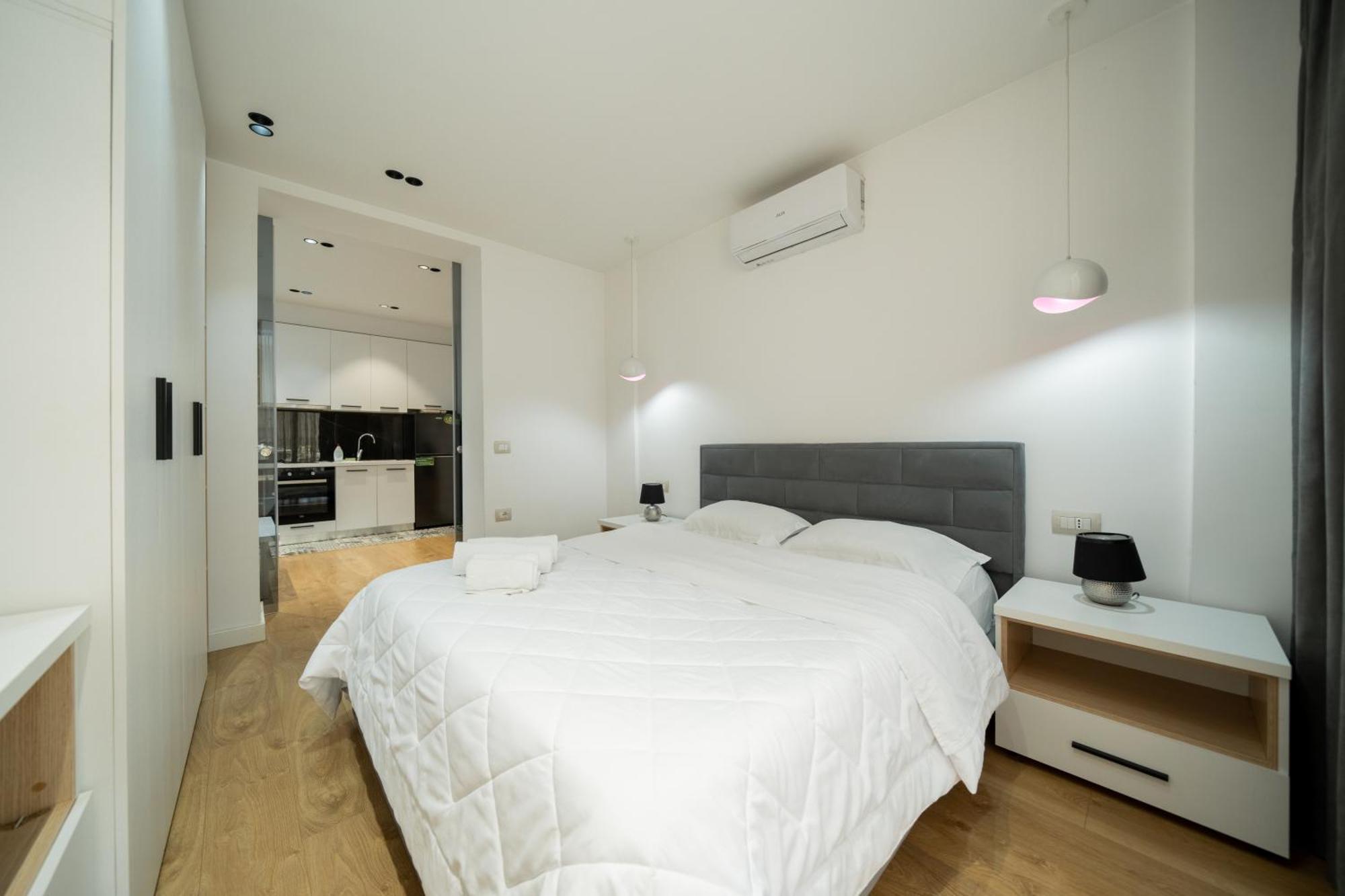 Cosy Urban Central Apartment Tirana Extérieur photo
